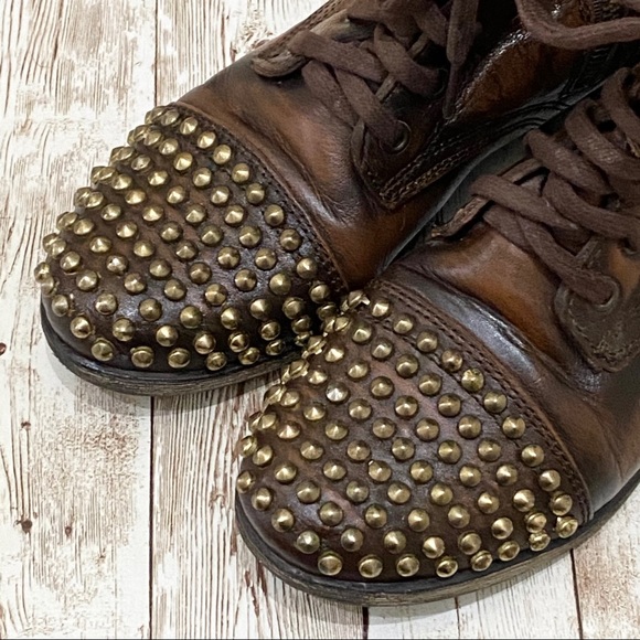 Steve Madden Tarnney Brown Gold Leather Stud Boots - Picture 12 of 16